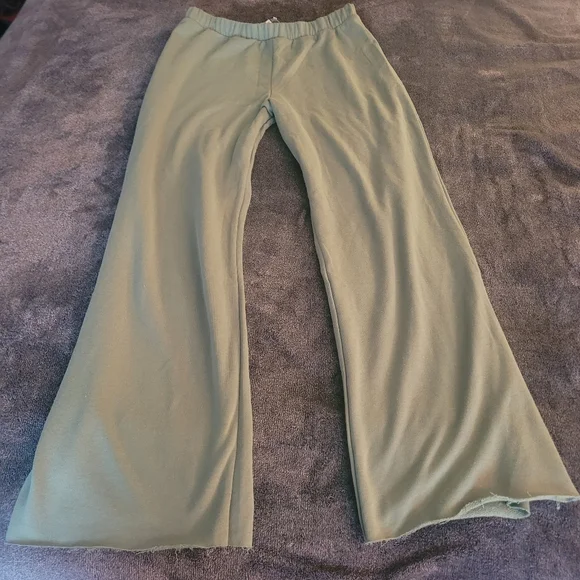 Off The Shoulder 2 Piece Set Size XL NWT - Picture 6 of 10